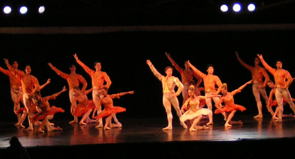 Lee Paxton, CC BY-SA 4.0, via Wikimedia Commons Pittsburgh Ballet Theatre tickets